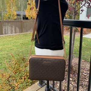 New Michael Kors MK LARGE Cross Body Bag